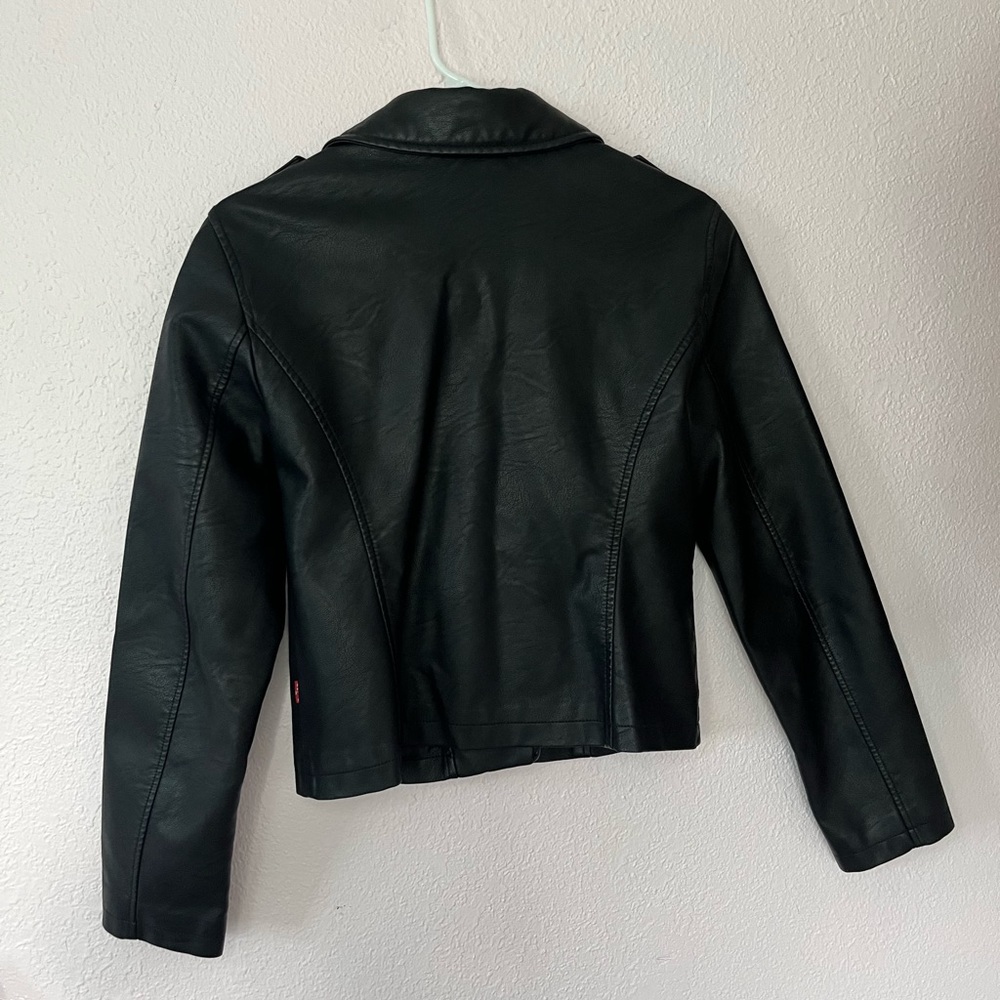 Levi Women’s Faux Leather Jacket - Picture 2 of 7